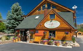 Spirit Lake Lodge